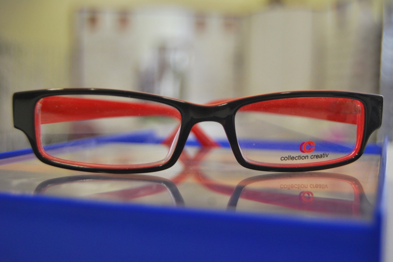 opticien-ASCROS-min_view-sight-lens-frame-optics-spectacles-1141012-pxhere.com